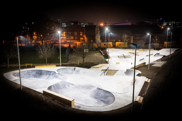 Skatepark mit Floodlight 20 LED