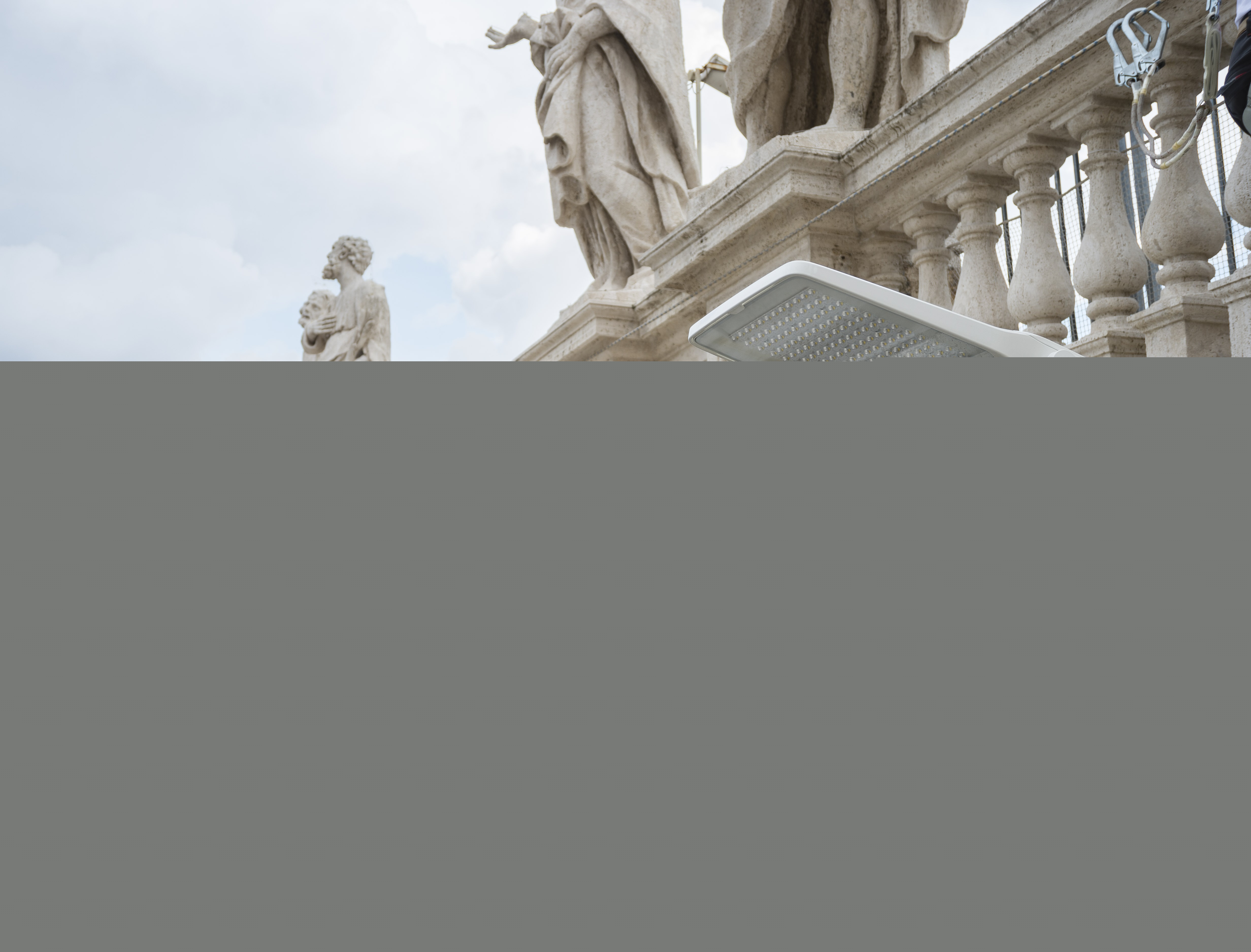 The Vatican searched for an energy-efficient solution that could provide sufficient brightness and also discreetly blends into the existing architecture